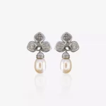 Brincos em ouro branco com diamantes e perolas